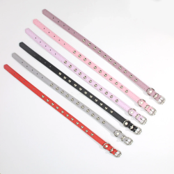 Collar para perro o gato con remaches rosado